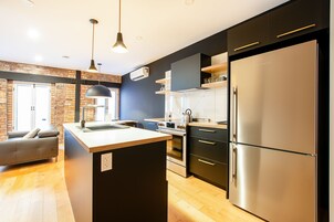 公寓, 2 间卧室 (SP 301) | 私人厨房 | 大冰箱、微波炉、烤箱、炉灶