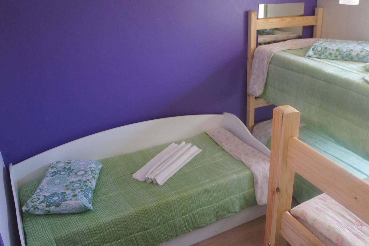 Shared Dormitory, Women only