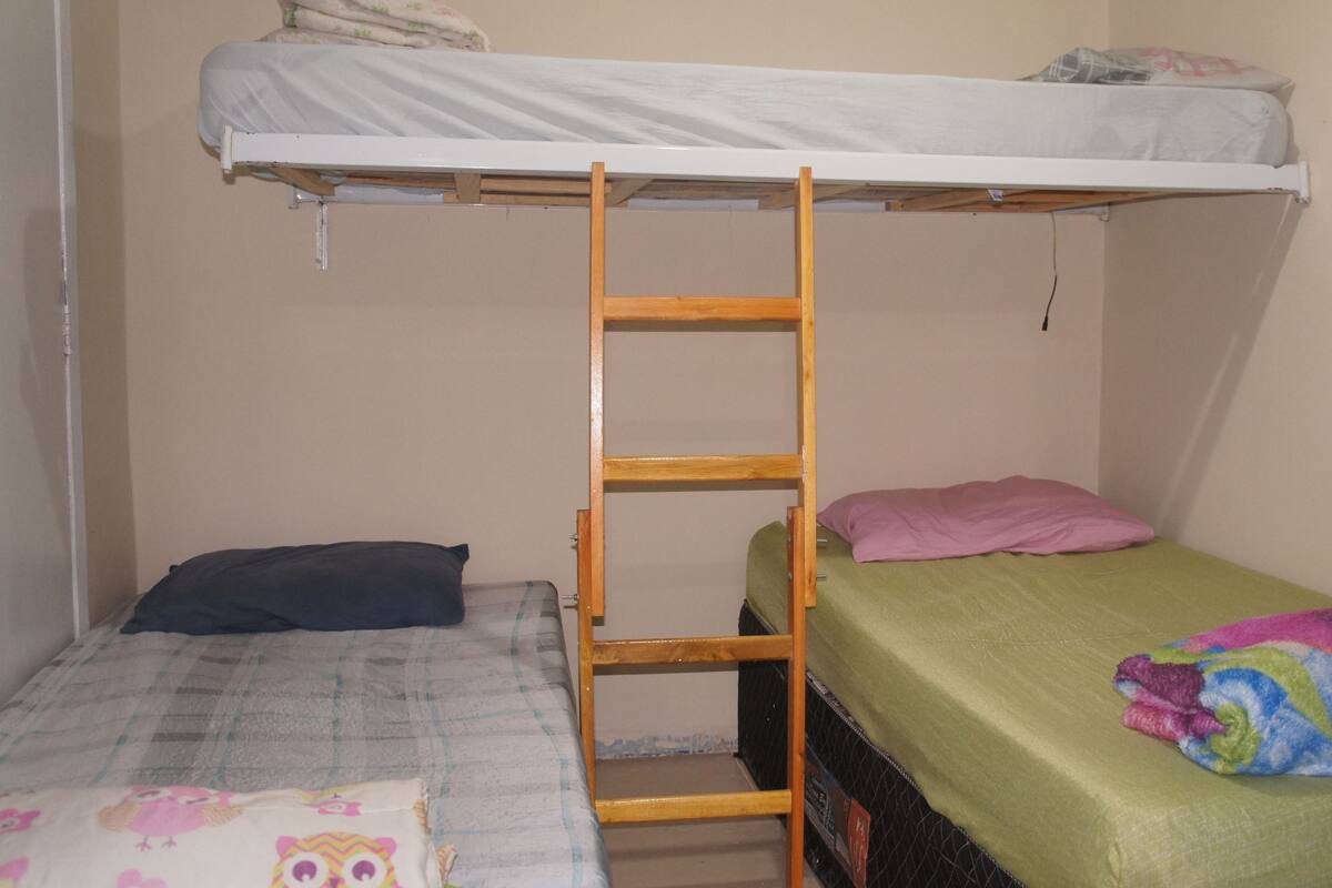 Economy Triple Room, 3 Single Beds