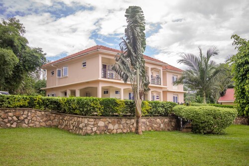 Dream Palace Hotel Mbale