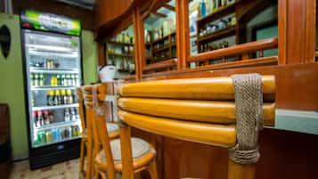Bar (in der Unterkunft)