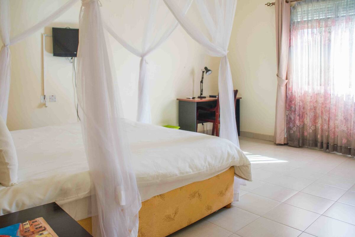 Standard-Einzelzimmer | Schreibtisch