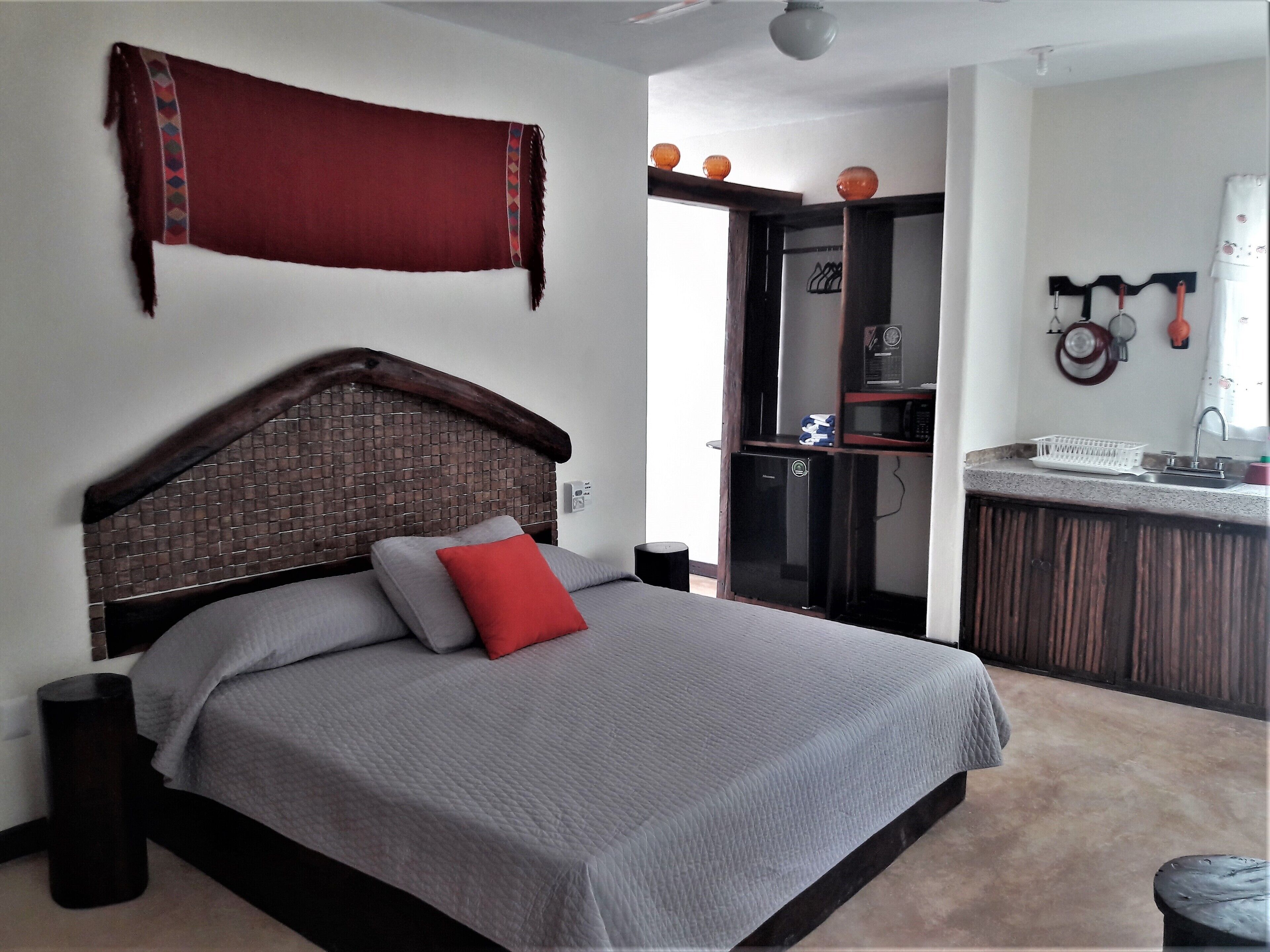 suite, kitchenette | individually decorated, individually furnished, blackout curtains