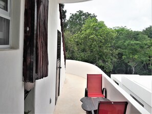 Phòng Suite, bếp nhỏ | Quang cảnh ban công