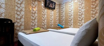 New Wave Hotel Melawati