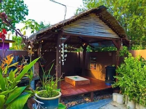 DesaTebrau NewStar Homestay - Wedding Bridal House