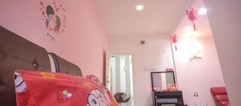 DesaTebrau NewStar Homestay - Wedding Bridal House