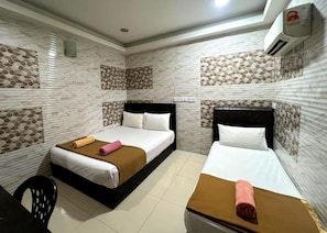 Iron/ironing board, free WiFi - New Wave Sungai Buloh Hotel (Sungai Buloh)