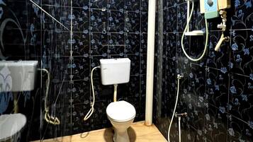 Vierbettzimmer | Badezimmer