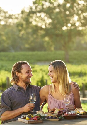 Upper Reach Spa Cottage | Vineyard view - Vineyard Cottage at Upper Reach Winery (Baskerville)
