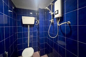 Iron/ironing board, free WiFi - Ark Hotel Seri Kembangan (Seri Kembangan)