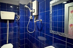 Strykejern/-brett og wi-fi (inkludert)