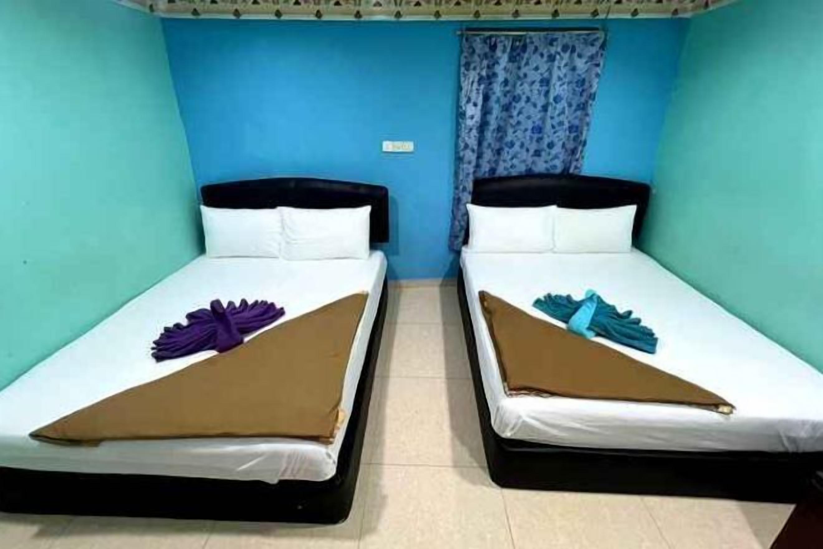 Iron/ironing board, free WiFi