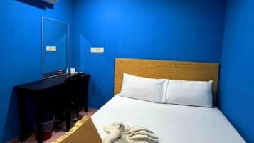 Iron/ironing board, free WiFi