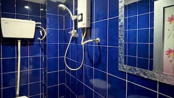 Een strijkplank/strijkijzer, gratis wifi