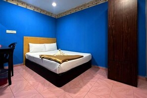 Iron/ironing board, free WiFi - Ark Hotel Seri Kembangan (Seri Kembangan)