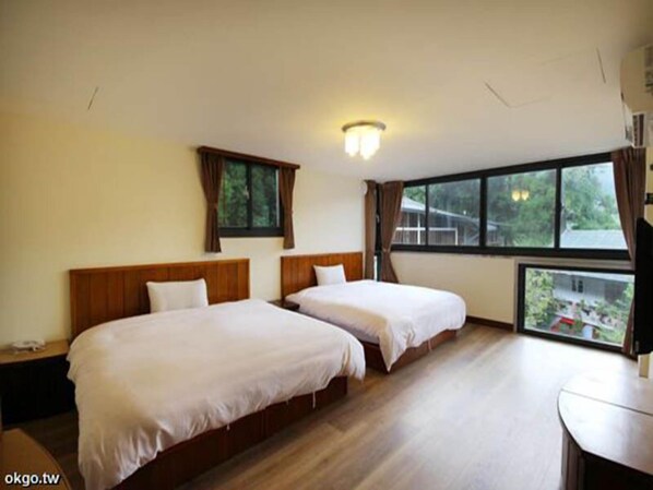 Comfort Twin Room, 2 Single Beds, Resort View (F) | 1 bedroom, desk, free WiFi, bed sheets