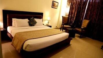 Kamar Double atau Twin Deluks, 1 Tempat Tidur Double | Meja kerja, kedap suara, dan Wi-Fi gratis