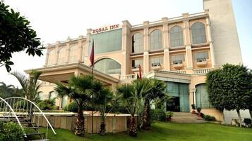 Bagian depan properti