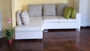 Unclassified image, 2 of 21, button - Chan Guest Villa @ Aree (Bangkok)