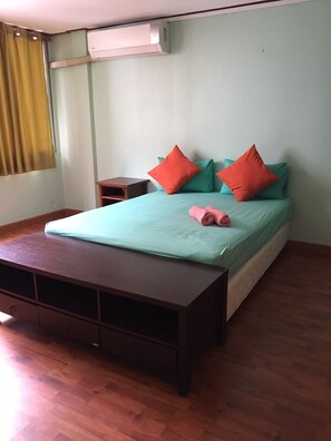 Triple Room with Private External Bathroom