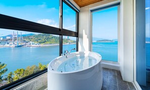 B-PREMIER SPA DOUBLE ROOM | Terrace/patio - Yeosu Sunhill SPA Pension (Yeosu)