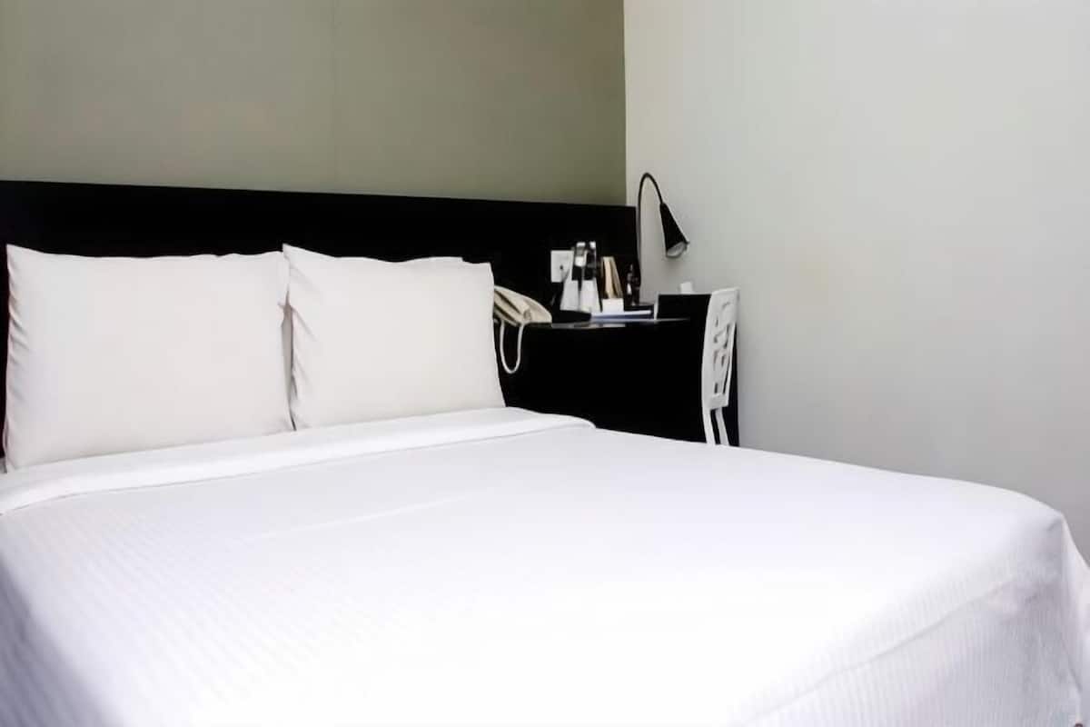 Desk, iron/ironing board (on request), WiFi (free), bed sheets