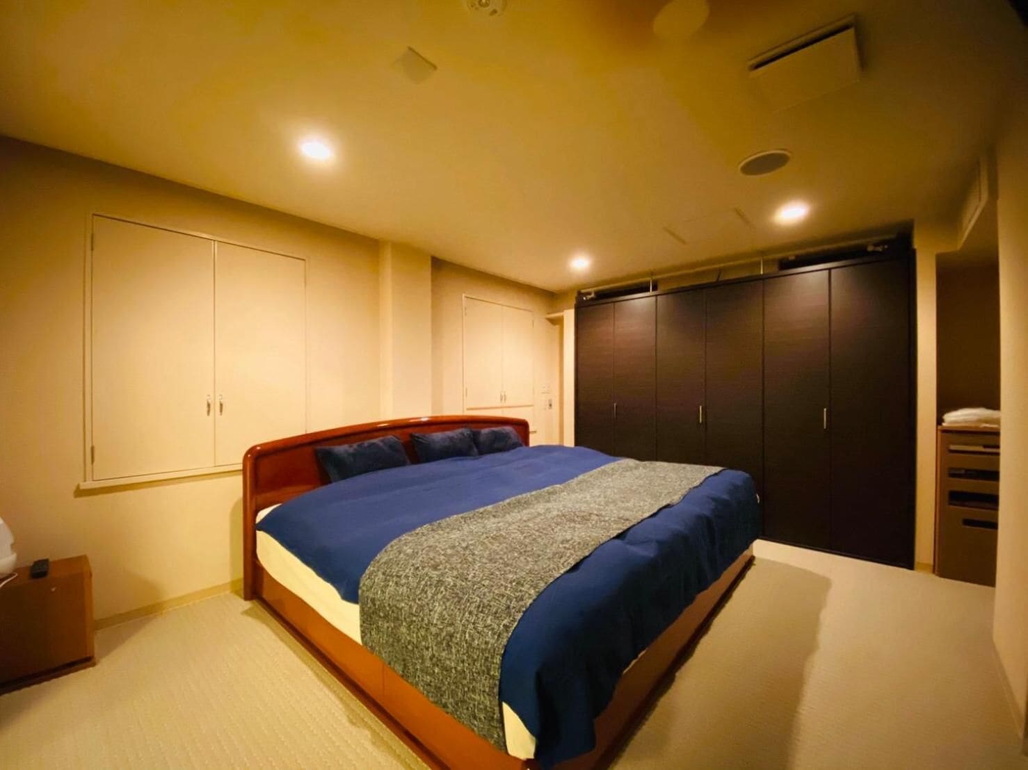 Soundproofing, free WiFi, wheelchair access