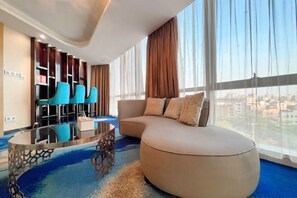 Minibar, in-room safe, desk, blackout curtains
