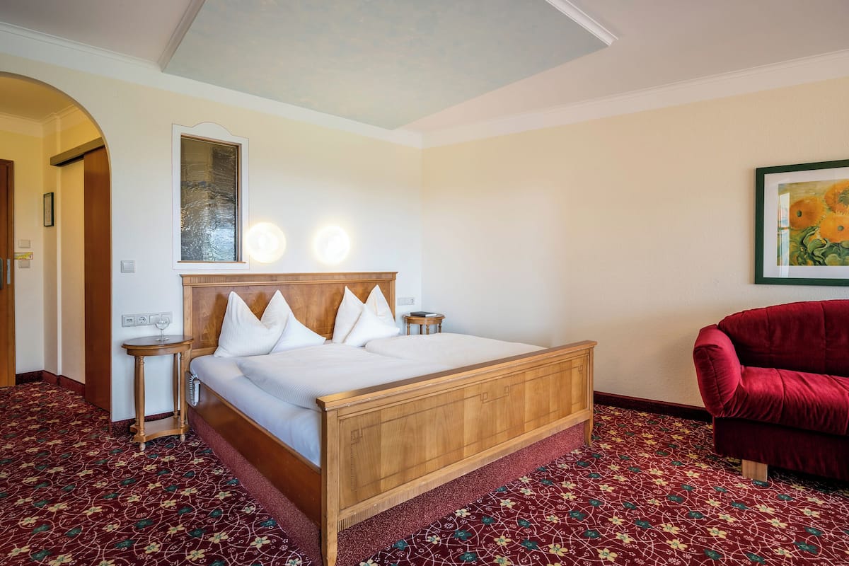 Double Room, Balcony, Garden View