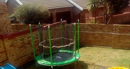 The Royal Princess Garden - Honeydew