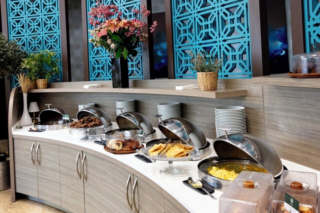 Desayuno buffet todos los días (con cargo)