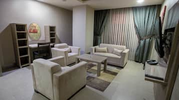 Junior Suite, 1 Bedroom | Bathroom | Shower, free toiletries, hair dryer, slippers