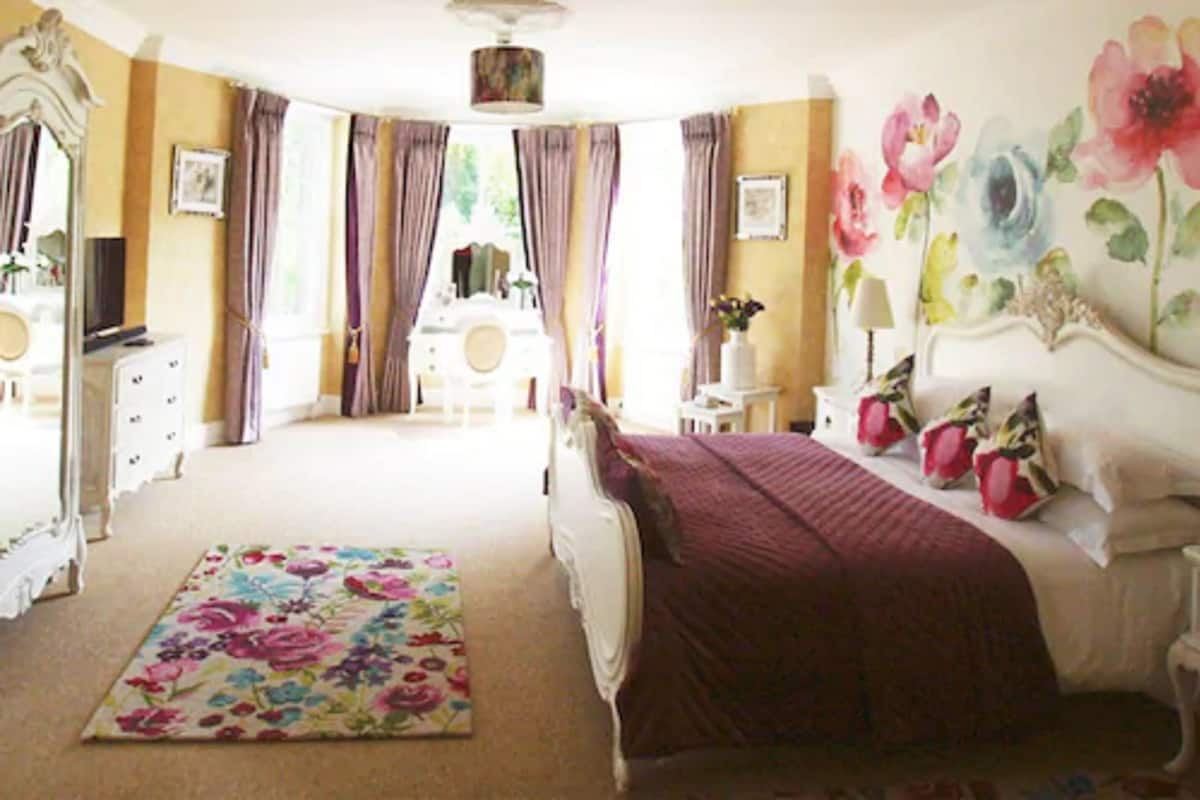 Double Room (Glan Aber - Not Pet-Friendly) | 熨斗/熨衣板、免費無線上網、床單