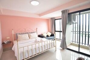 Deluxe Double Room, 1 Double Bed, Non Smoking, City View | Desk, rollaway beds - Kwanchanok Ville (Hua Hin)