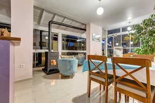 Lobi oturma alanı