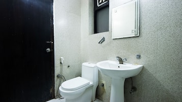 Free toiletries, towels