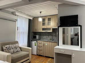Standard Double or Twin Room, Balcony, City View | Private kitchen | Fridge, microwave