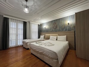Triple Room, Balcony, City View | Premium bedding, in-room safe, individually decorated, desk - Jasmine Apartment (Istanbul)
