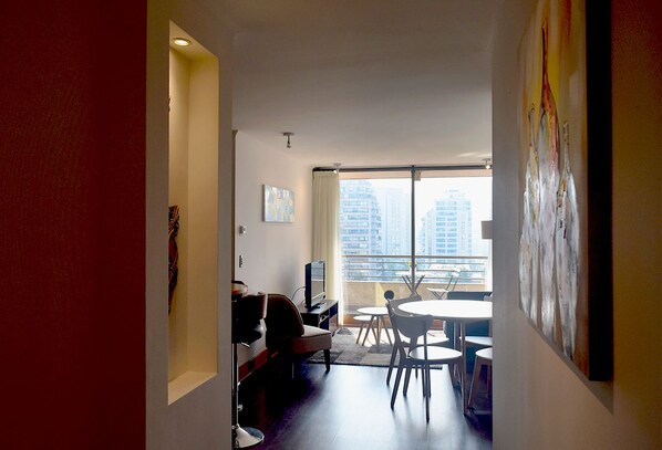 Standard Apartment | In-room dining