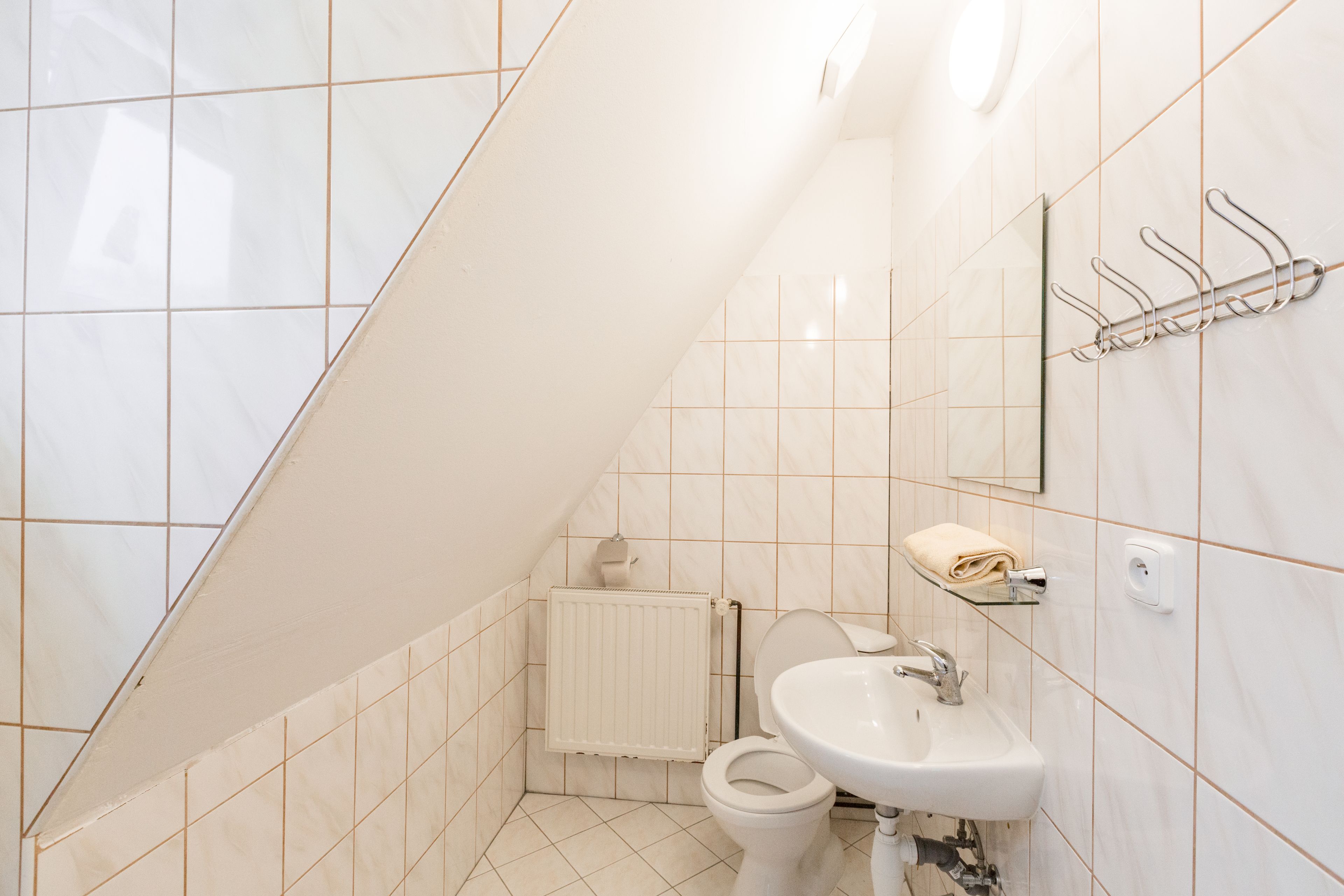 standard apartment, 2 bedrooms (a202) | bathroom | free toiletries, hair dryer, towels