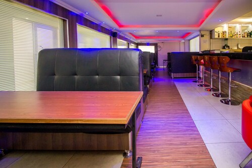 Airport Landing Hotel