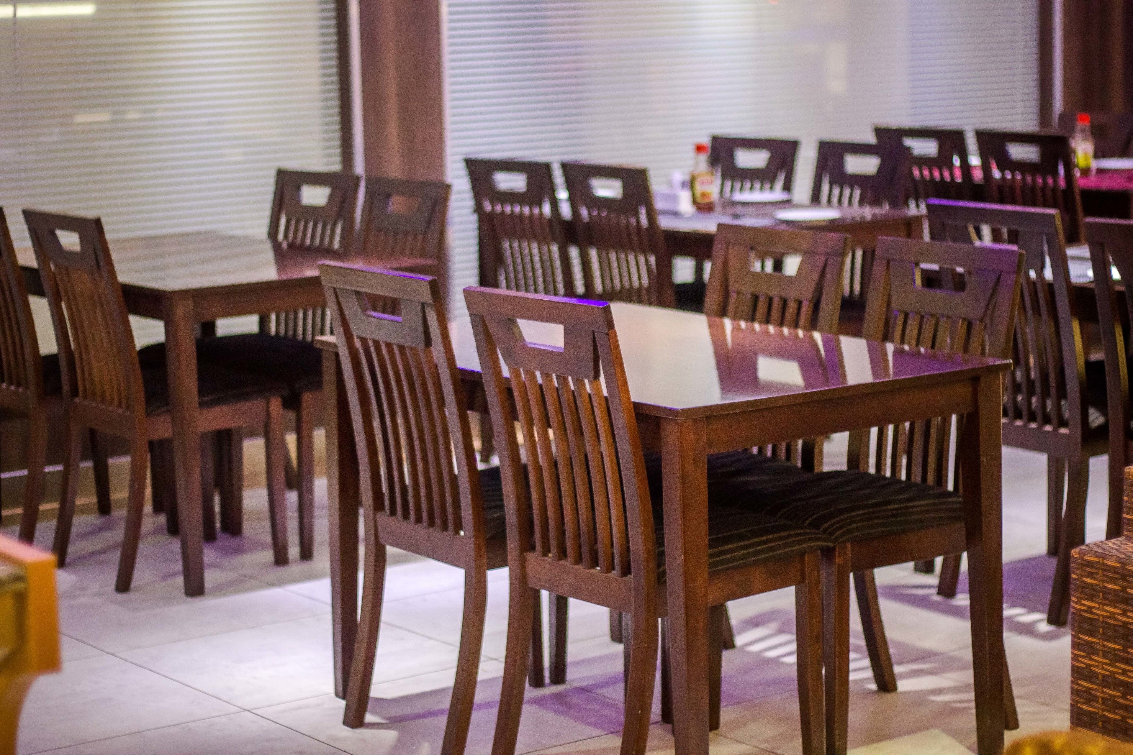 daily continental breakfast (usd 15 per person)