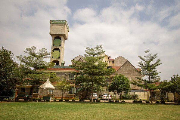 Property grounds - Harlequin Suites Hotel (Nairobi)