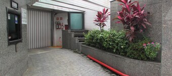 Pleasant Place Hotel