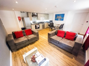 Appartement Supérieur, 2 chambres | Coin séjour