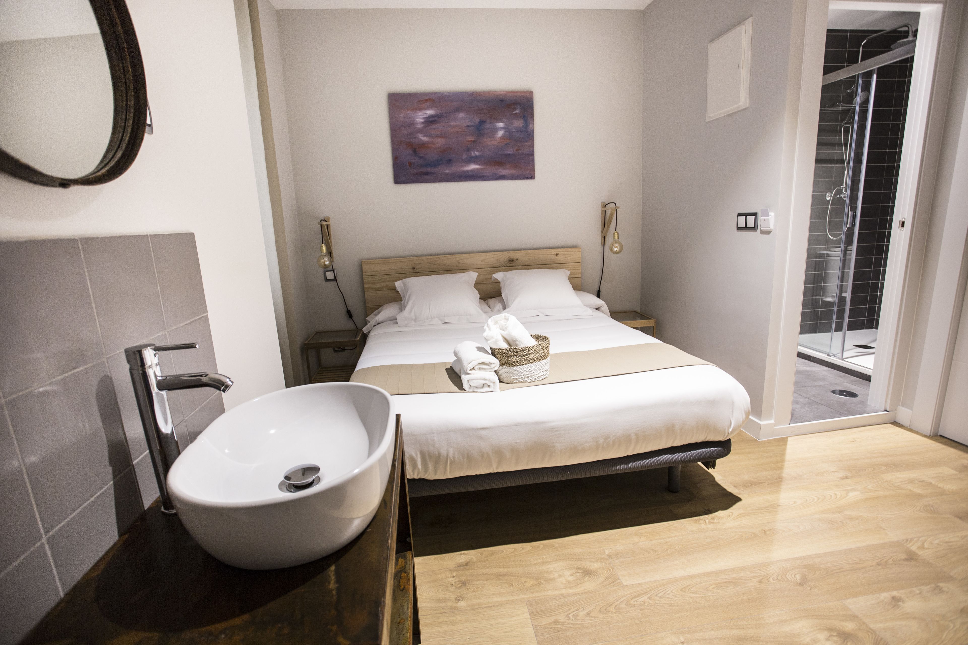 Photo - Hola Rooms