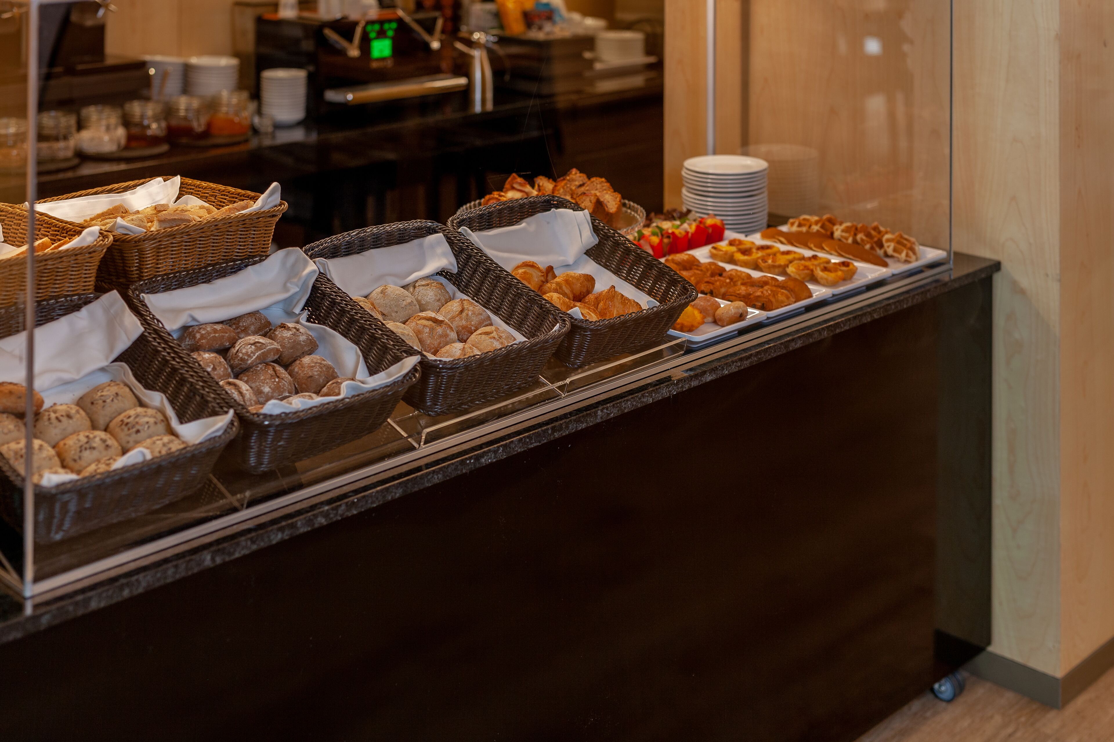 daily buffet breakfast (eur 17 per person)