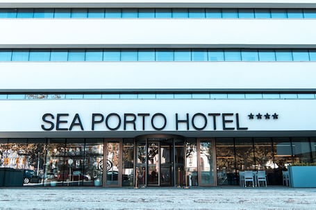 Exterior detail. Sea Porto Hotel