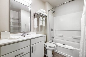 Two Bedroom Suite with Full Kitchen | Bathroom | Combined shower/bathtub, free toiletries, towels -  Parks Residential Denver (Centennial)